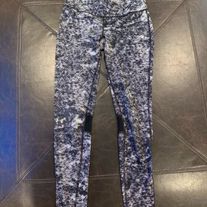 Under Armor Black and White leggings